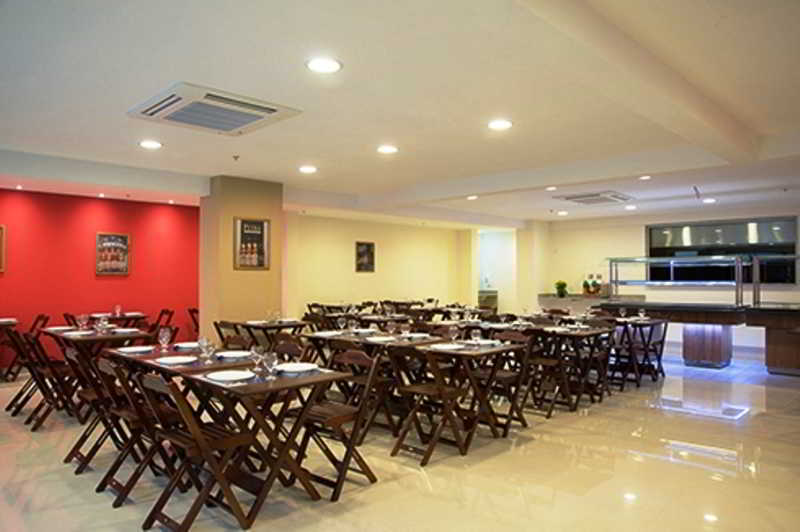 Travel Inn Fenix 카보프리우 외부 사진