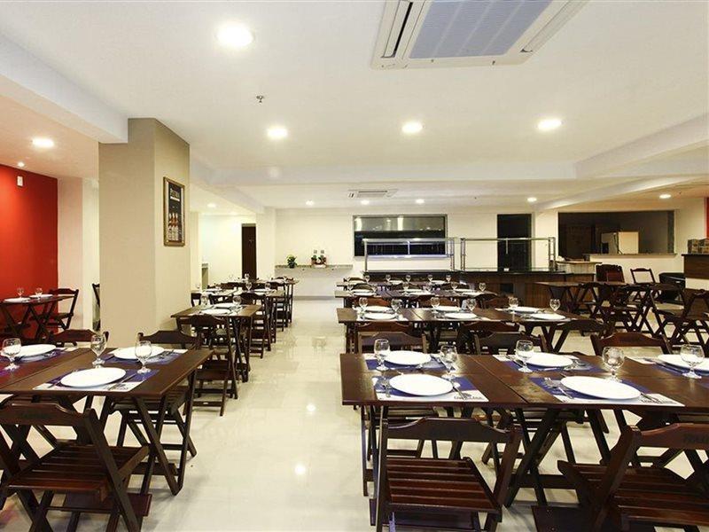 Travel Inn Fenix 카보프리우 외부 사진